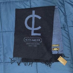 Coach scarf. NWT blue